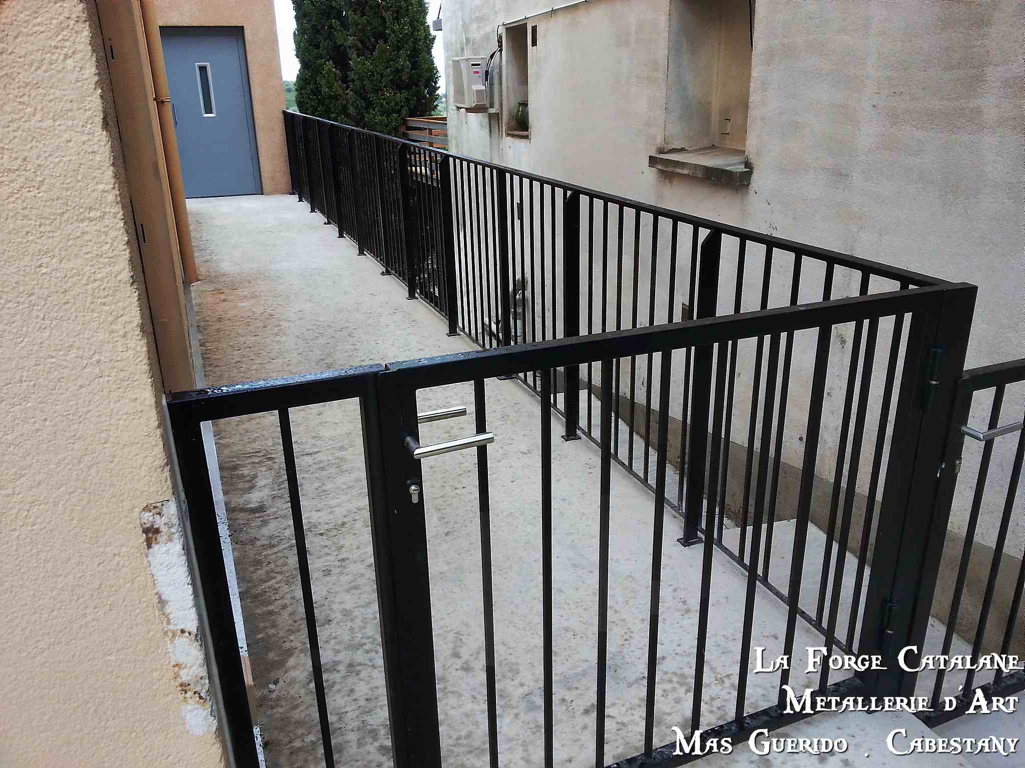 rambarde portillon garde corps barreaux droit fer La Forge Catalane (2).jpg